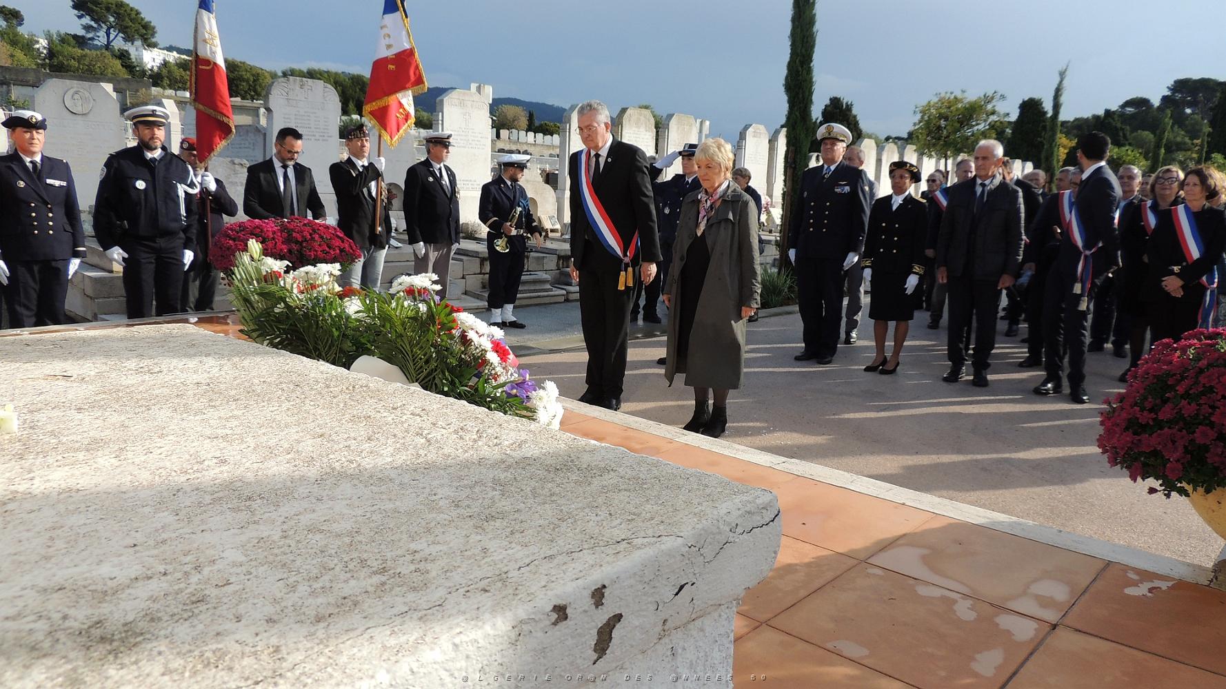 2022 11 01 TOULON HOMMAGE AUX MORTS POUR LA FRANCE CIVILS ET MILITAIRES (38).jpg